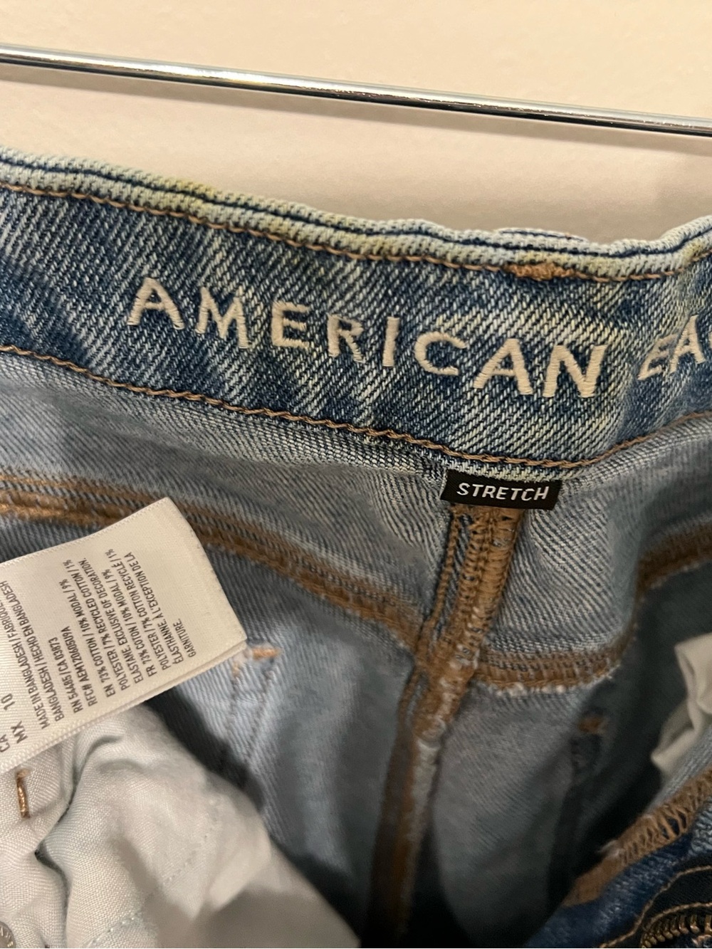 American Eagle Outfitters Light Blue Stretch Women's Jeans